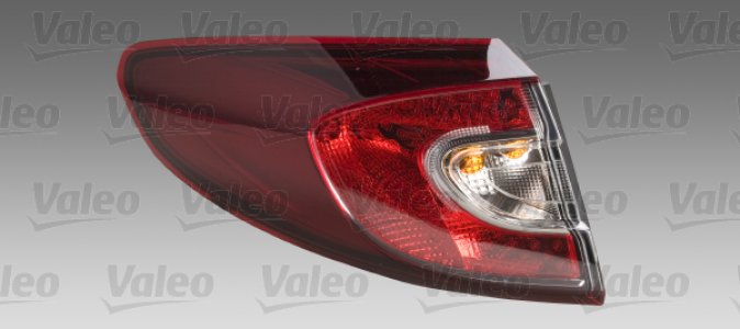 LAMPA TYLNA ZESPOLONA RENAULT