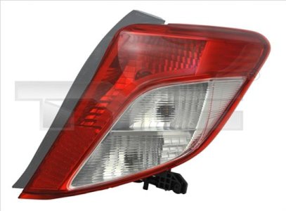 LAMPA TYLNA TOYOTA