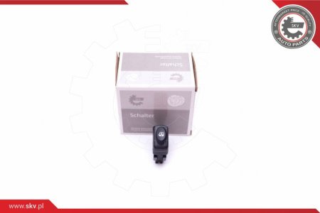 Przełącznik sterowania szybą SKV 37SKV366 7700838100 RENAULT CLIO II
