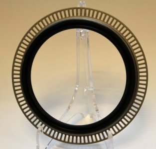 USZCZELNIACZ 115X140X13