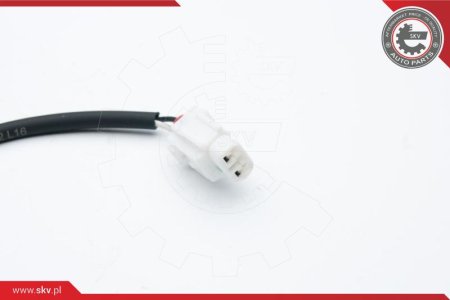 Czujnik ABS ESEN SKV 06SKV334 5621062J01 przód prawy SUZUKI SWIFT III