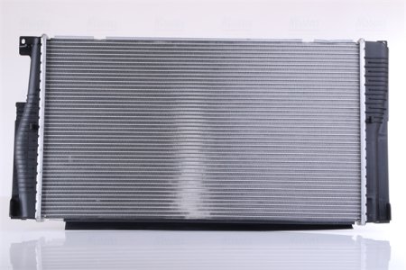 Chłodnica silnika NISSENS 60839 17117627001 BMW