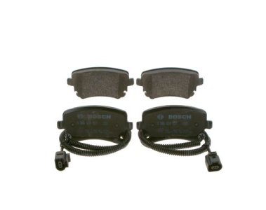 Klocki hamulcowe BOSCH 0986424057 3D0698451 VW PHAETON 02-16 tył z czuj.