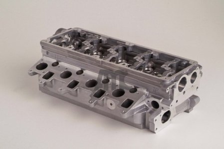 GŁOWICA CYLINDRÓW VW