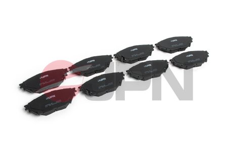 KLOCKI HAMULC. MITSUBISHI CANTER PRZÓD