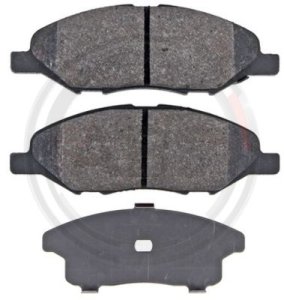 KLOCKI HAMULC. NISSAN NOTE  06-12 PRZÓD