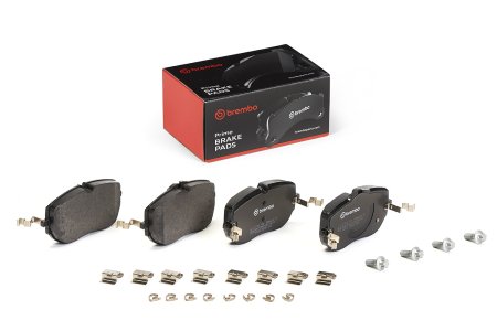 KLOCKI HAMULC. MERCEDES W206 C-KLASA 21- PRZÓD