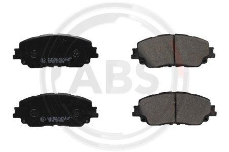 KLOCKI HAMULC. TOYOTA RAV 4 V 18- PRZÓD